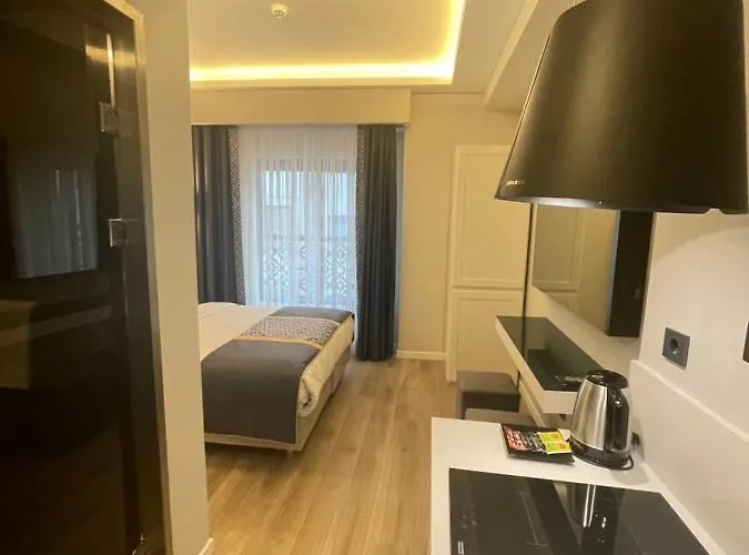 アパートホテル Riva Alsancak イズミル