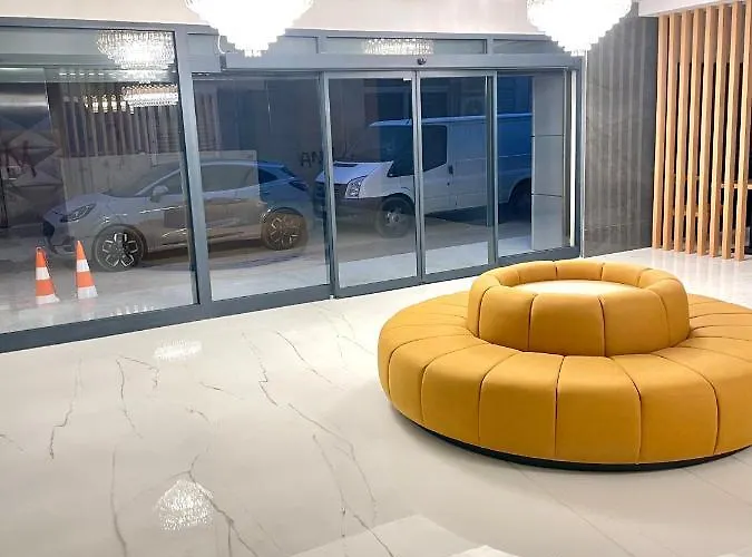 Riva Alsancak アパートホテル *