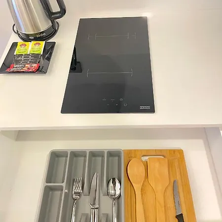 Ξενοδοχείο με διαμερίσματα Riva Alsancak *